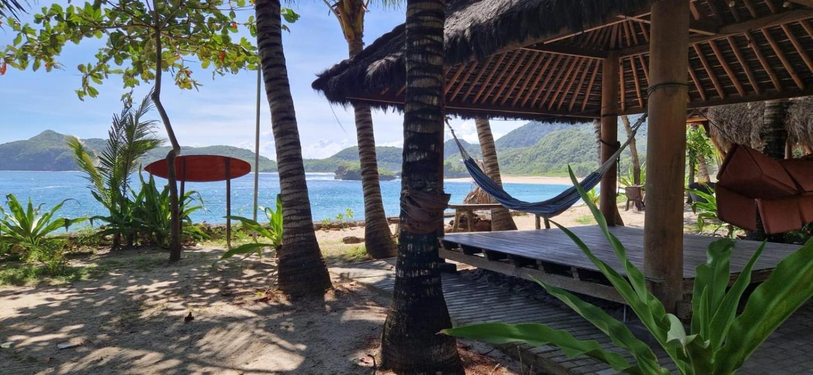 Castaway Surf Retreat 1 Hotel Sekongkang Buitenkant foto