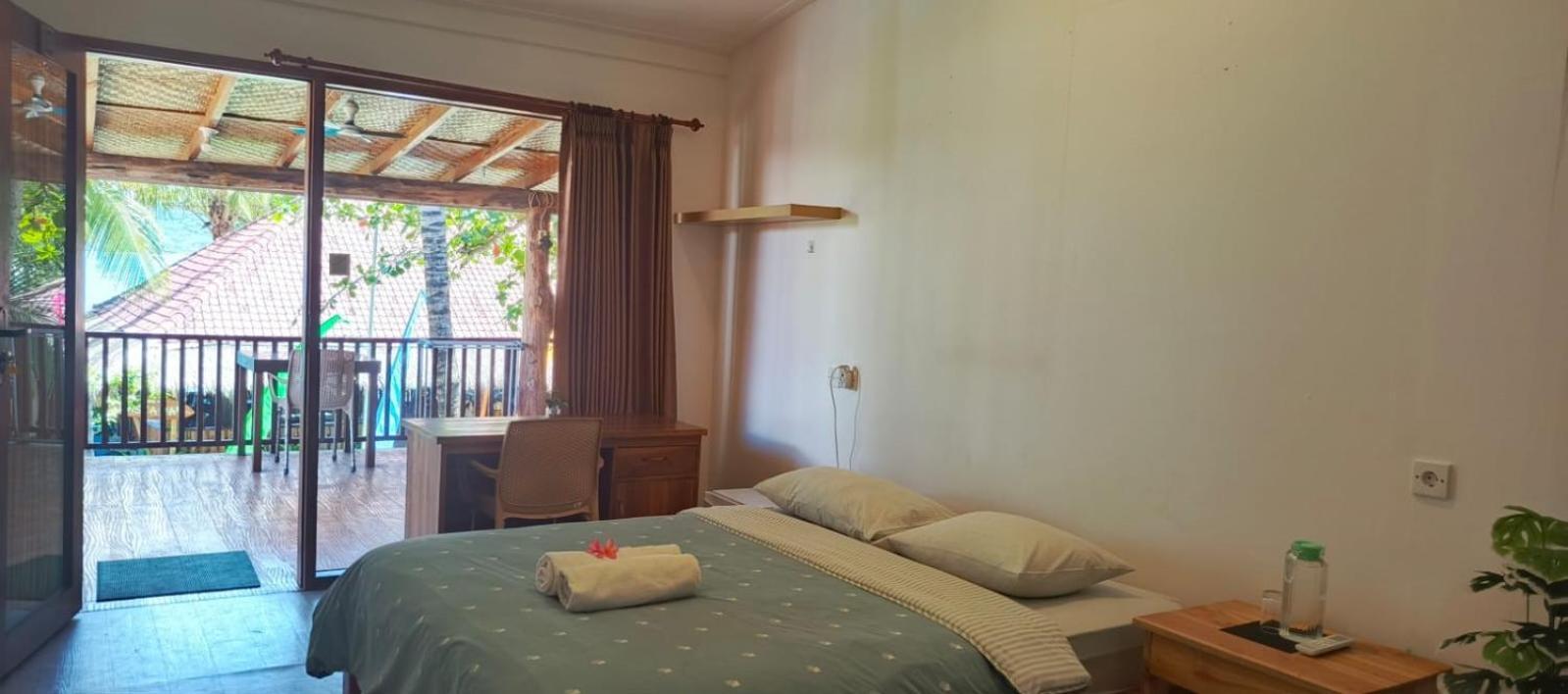 Castaway Surf Retreat 1 Hotel Sekongkang Buitenkant foto